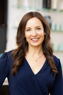 Annelise Hedahl Headshot-06-26-25